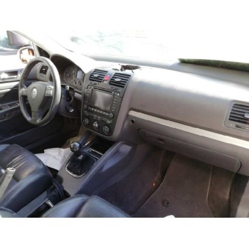 volkswagen golf v berlina (1k1) del año 2005