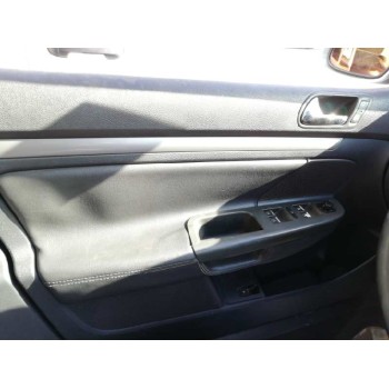 volkswagen golf v berlina (1k1) del año 2005