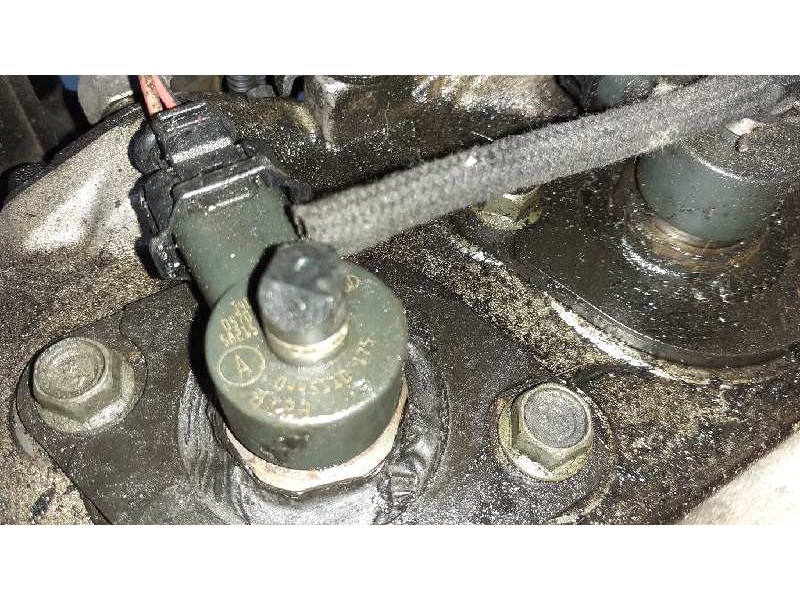 Recambio de inyector para opel astra h berlina cosmo referencia OEM IAM 0445110175  