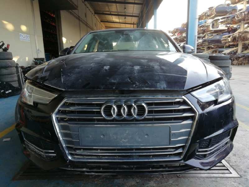 AUDI A4 BERLINA (8W2)