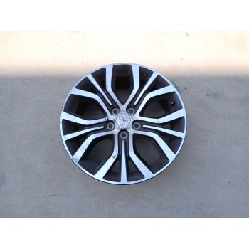 LLANTA TRASERA DERECHA 7JX18 ET38 x1 18 PULGADAS