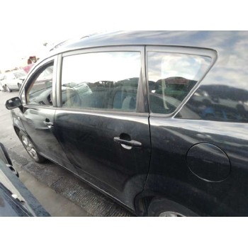 toyota corolla verso (r1) del año 2005