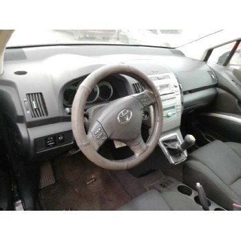 toyota corolla verso (r1) del año 2005