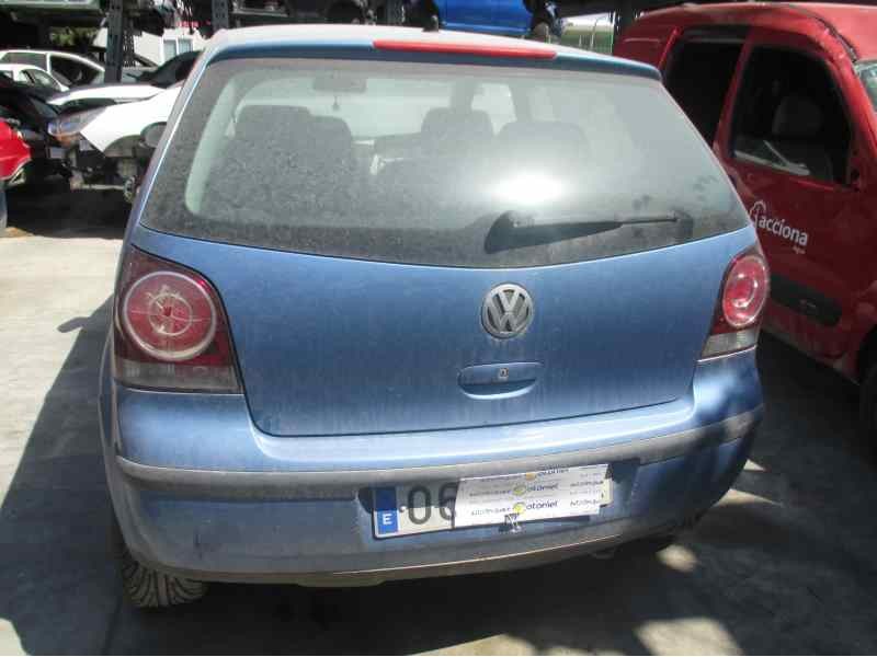 VOLKSWAGEN POLO (9N3)