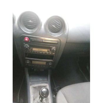 seat ibiza (6l1) del año 2005