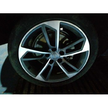 audi a4 berlina (8w2) del año 2017