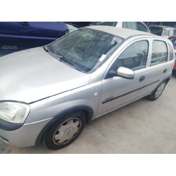 opel corsa c del año 2001