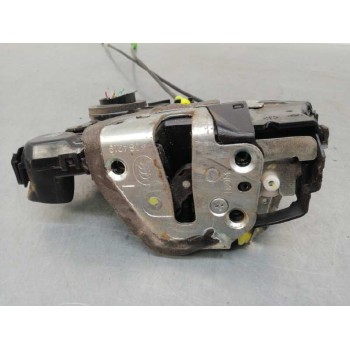 Recambio de cerradura puerta delantera izquierda para toyota auris 1.4 turbodiesel cat referencia OEM IAM 6904002210 6904042241 