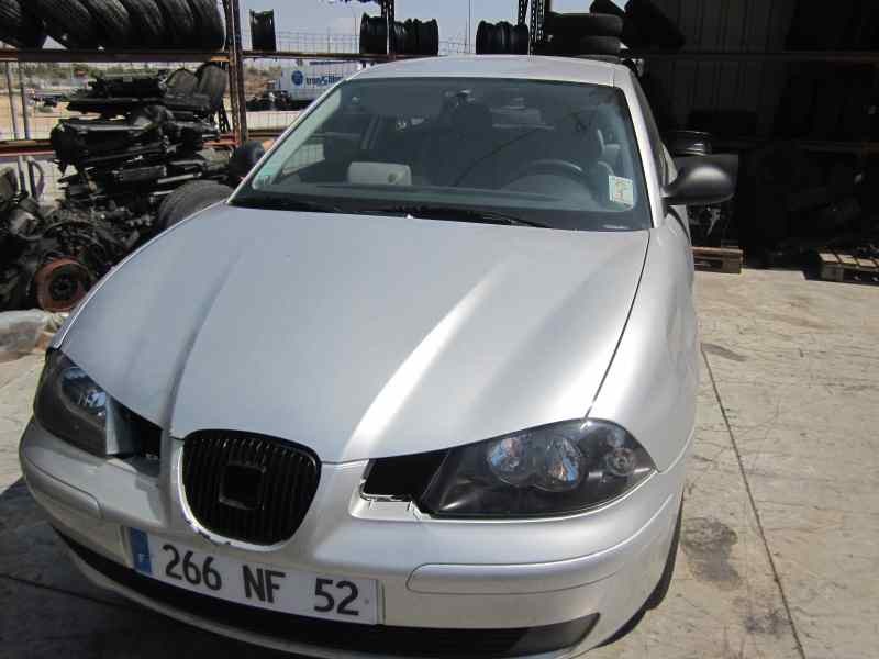 seat ibiza (6l1) del año 2004