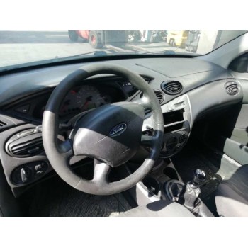ford focus berlina (cak) del año 2003