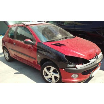 peugeot 206 berlina del año 2001