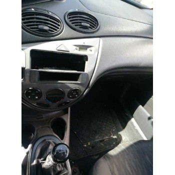 ford focus berlina (cak) del año 2003