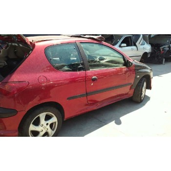 peugeot 206 berlina del año 2001