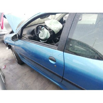 peugeot 206 berlina del año 2001