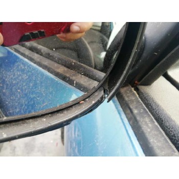 peugeot 206 berlina del año 2001