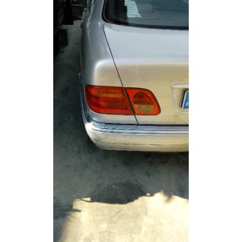 mercedes-benz clase e (w210) berlina del año 1999