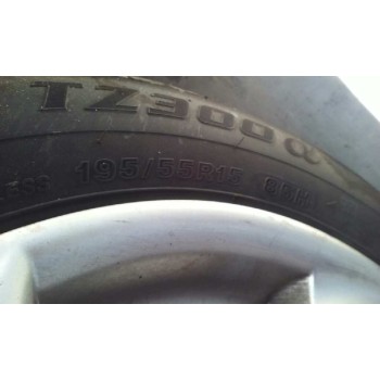 peugeot 206 berlina del año 2001