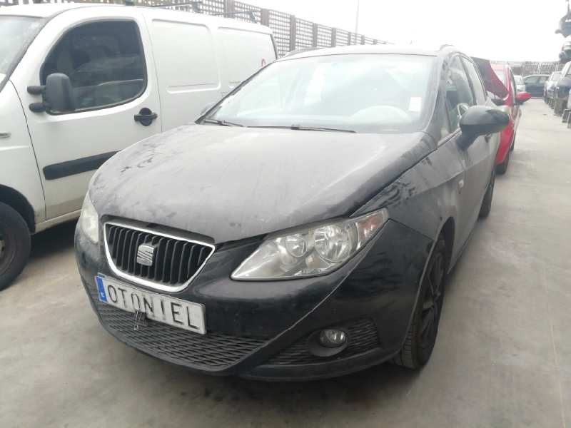 SEAT IBIZA ST (6J8)