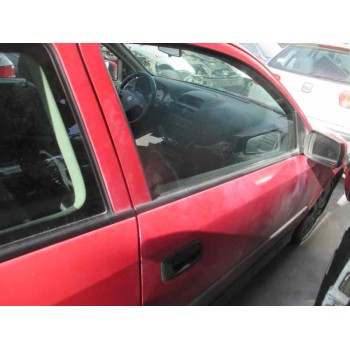 opel astra g berlina del año 2001