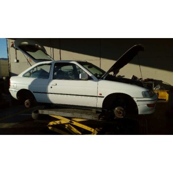 ford escort berlina/turnier del año 1993