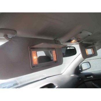 toyota avensis berlina (t25) del año 2004