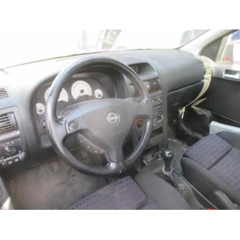 opel astra g berlina del año 2001