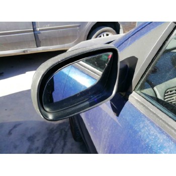 opel corsa c del año 2002