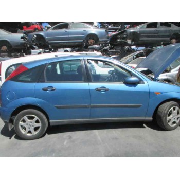 ford focus berlina (cak) del año 2000