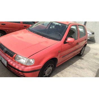 VOLKSWAGEN POLO BERLINA (6N1)