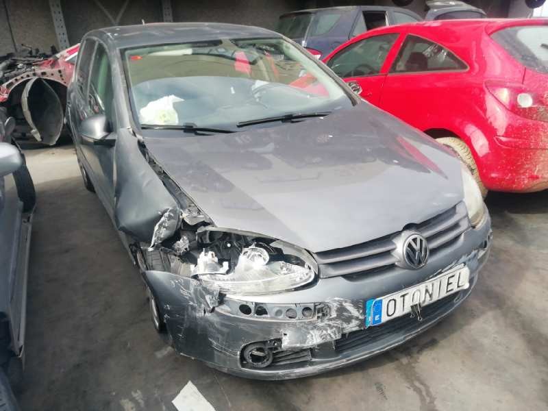 VOLKSWAGEN GOLF V BERLINA (1K1)