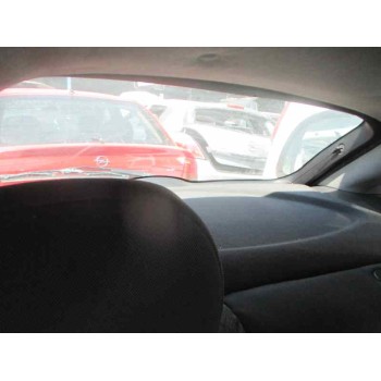 ford focus berlina (cak) del año 2000