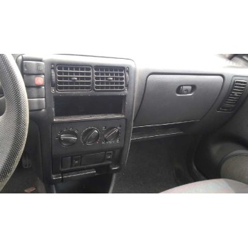 volkswagen polo berlina (6n1) del año 1998