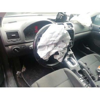 volkswagen golf v berlina (1k1) del año 2007