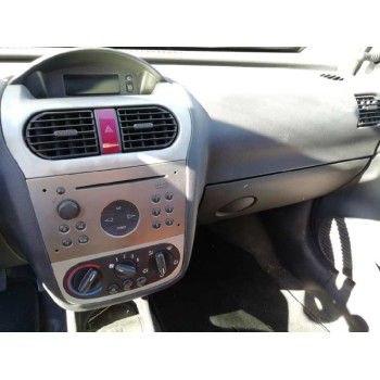 opel corsa c del año 2002