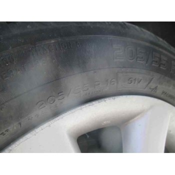 toyota avensis berlina (t25) del año 2004