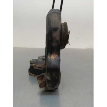 Recambio de cerradura puerta delantera izquierda para toyota auris 1.4 turbodiesel cat referencia OEM IAM 6904002210 6904042241 