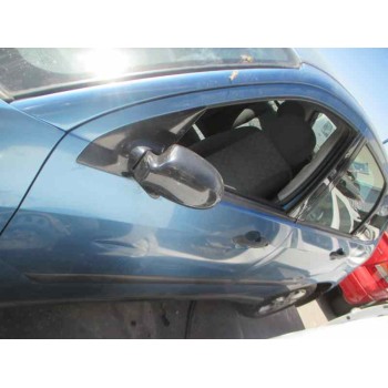 ford focus berlina (cak) del año 2000