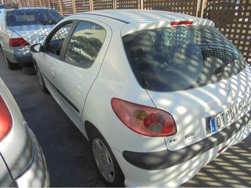 peugeot 206 berlina del año 2003