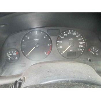 opel astra g berlina del año 2000