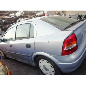 opel astra g berlina del año 2002