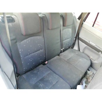 mazda 2 berlina (dy) del año 2004