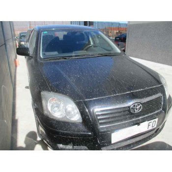 toyota avensis berlina (t25) del año 2004