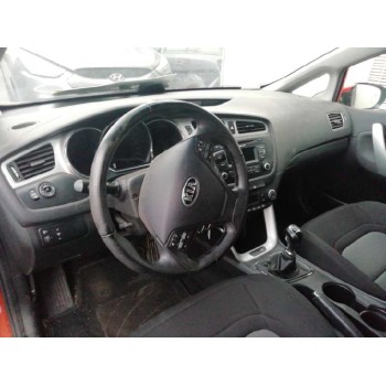 kia pro_cee´d ( ) del año 2014