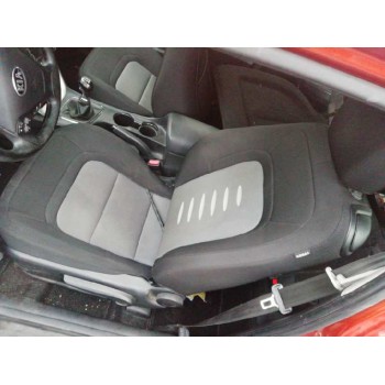 kia pro_cee´d ( ) del año 2014