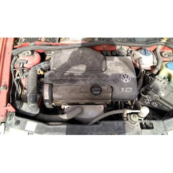 volkswagen polo berlina (6n1) del año 1998