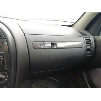 citroën xsara berlina del año 2002