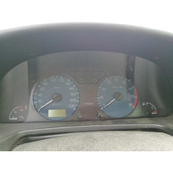 citroën xsara berlina del año 2002