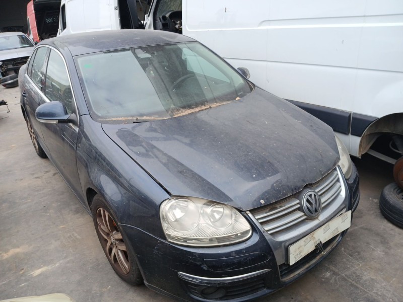 VOLKSWAGEN JETTA III (1K2)