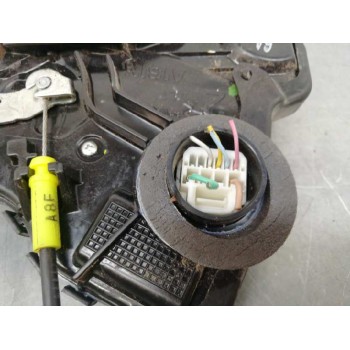 Recambio de cerradura puerta delantera izquierda para toyota auris 1.4 turbodiesel cat referencia OEM IAM 6904002210 6904042241 