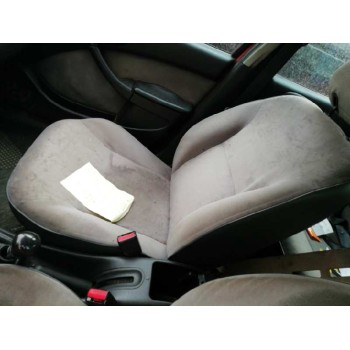 citroën xsara berlina del año 2002